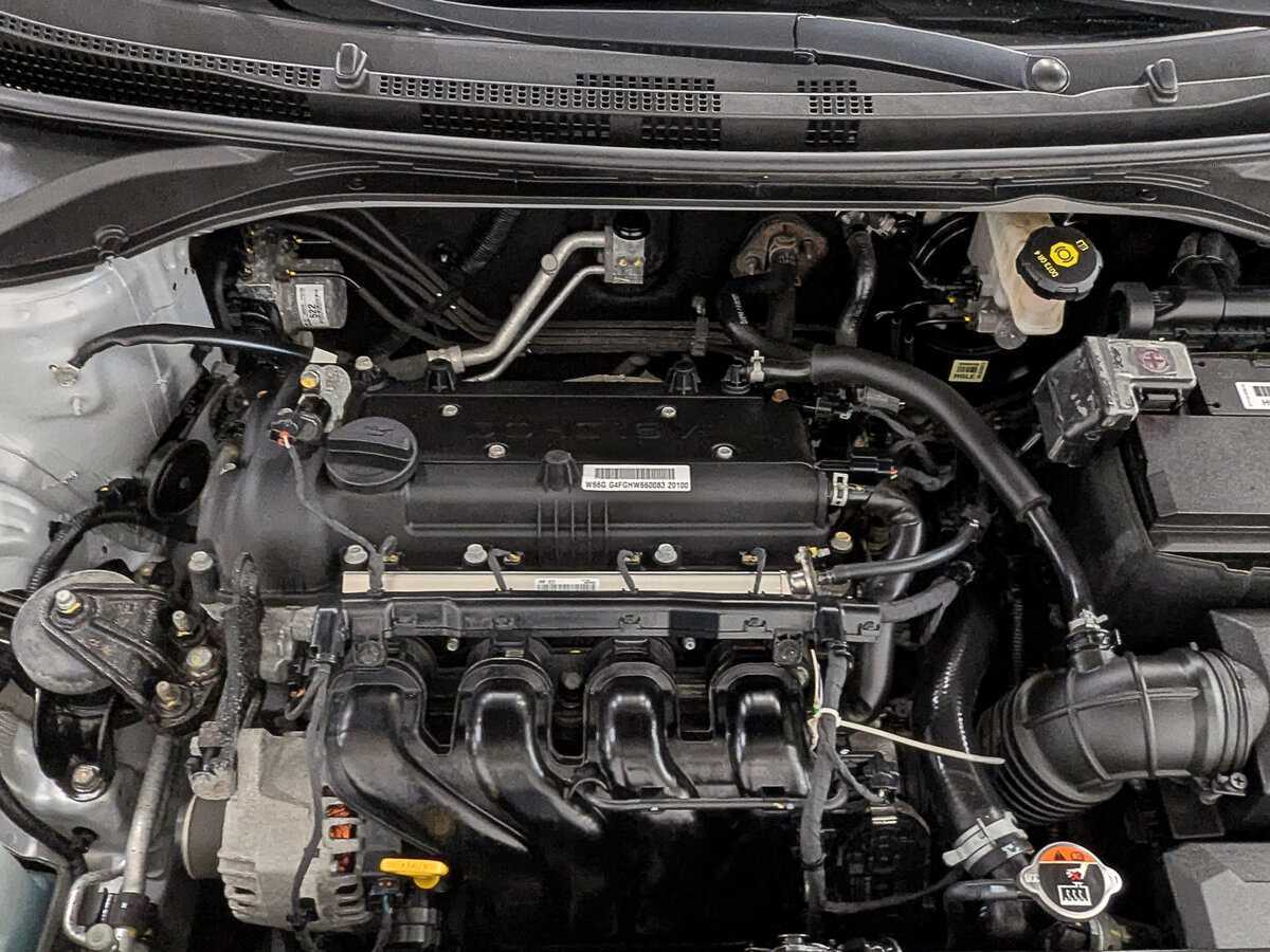 Купить Hyundai Solaris с пробегом. Фото: #8