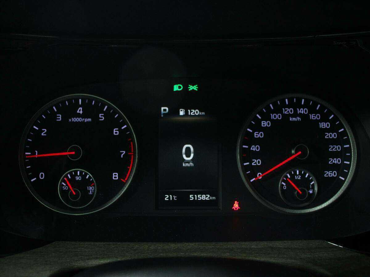 Купить Kia K5 с пробегом. Фото: #8