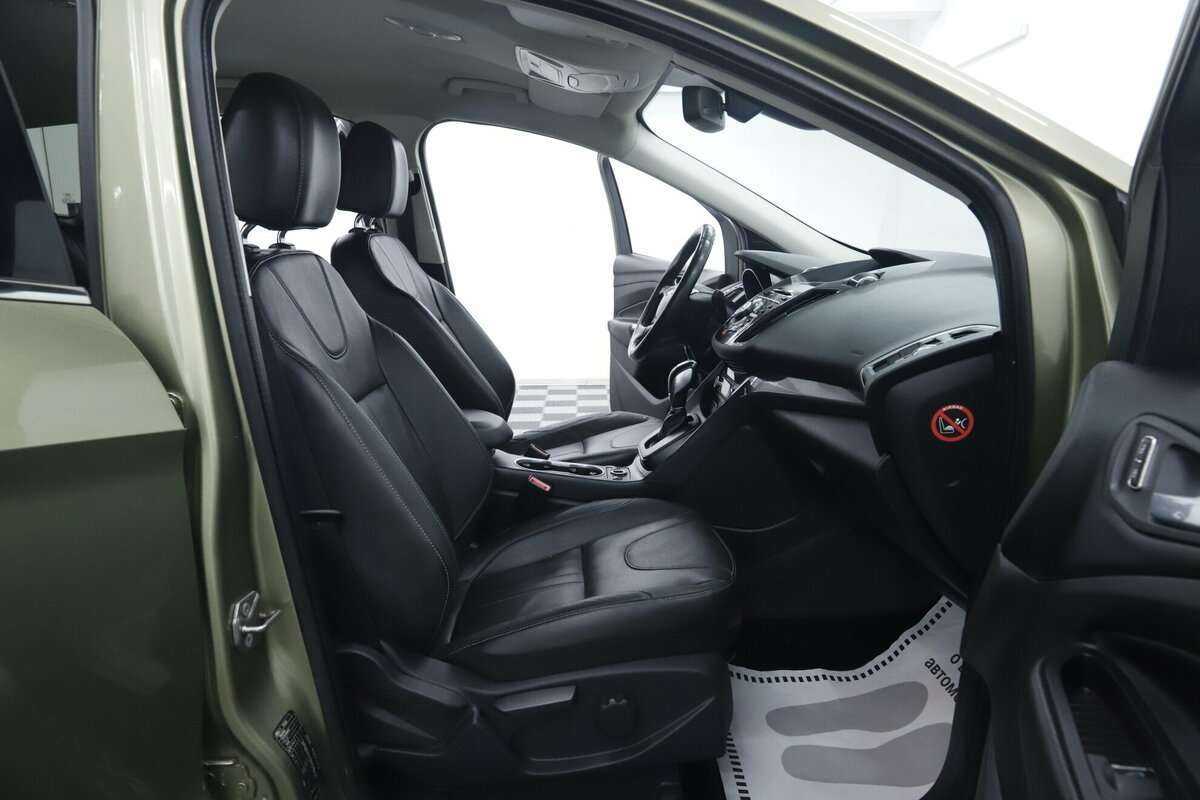 Купить Ford Kuga с пробегом. Фото: #18