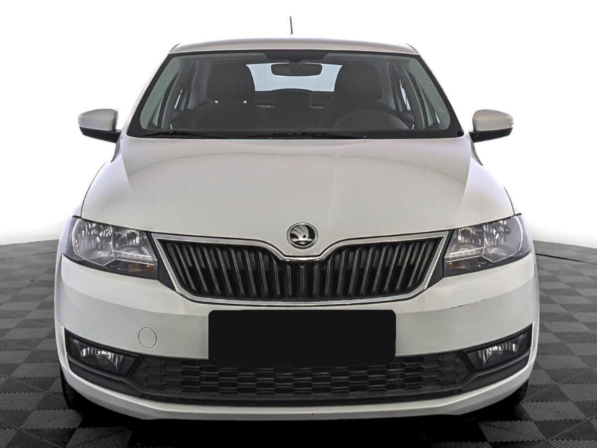 Купить Skoda Rapid с пробегом. Фото: #1