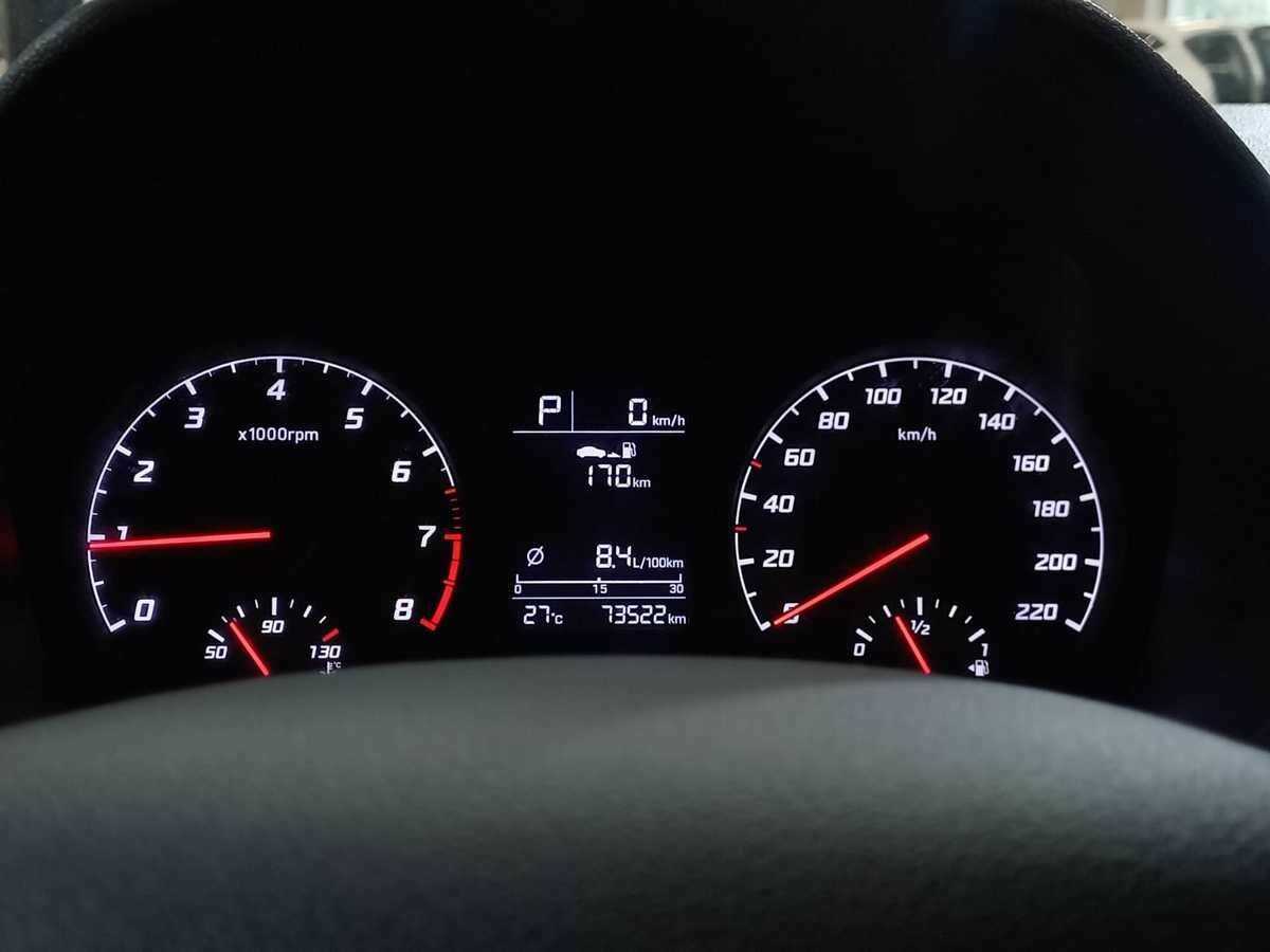 Купить Hyundai Solaris с пробегом. Фото: #11