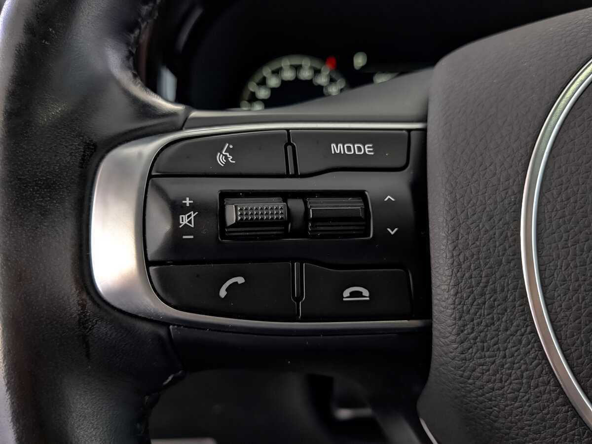 Купить Kia K5 с пробегом. Фото: #26