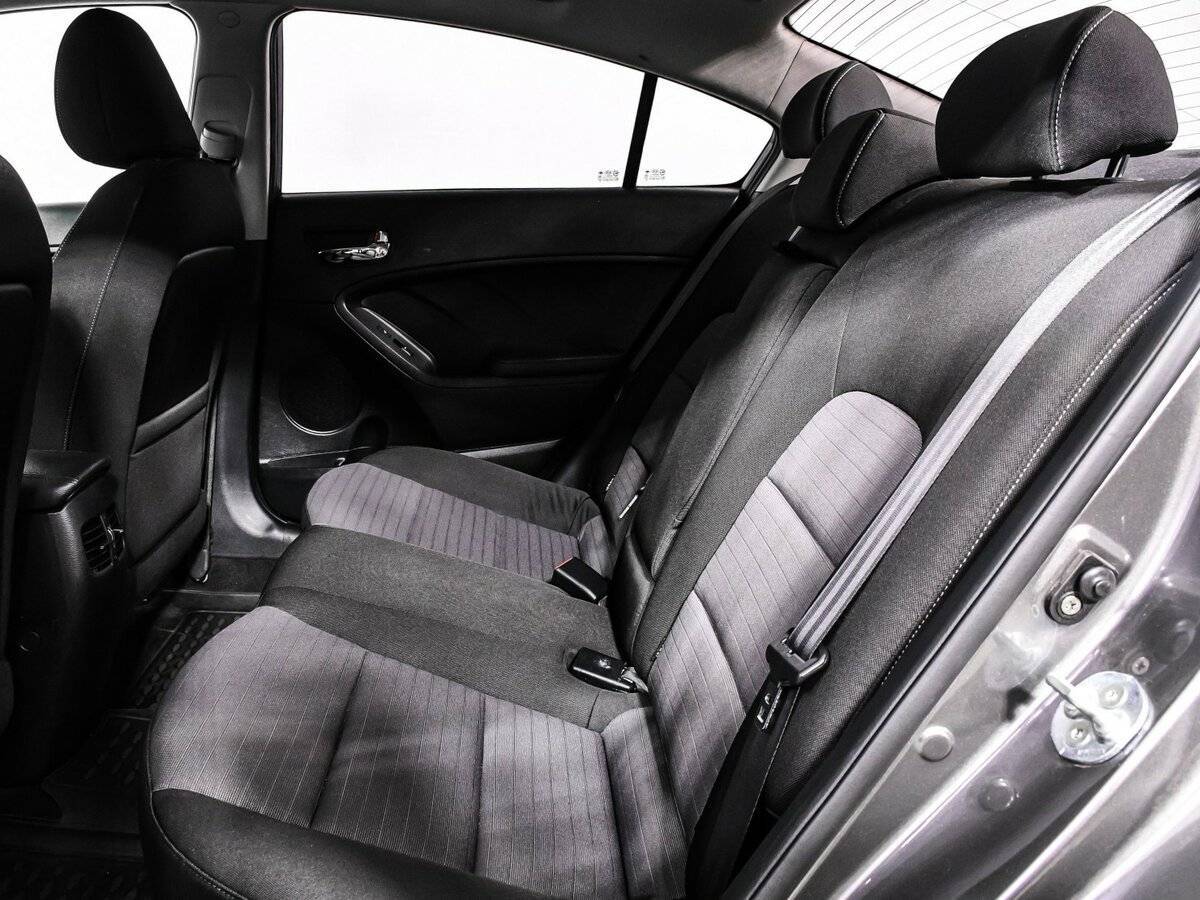 Купить Kia Cerato с пробегом. Фото: #13