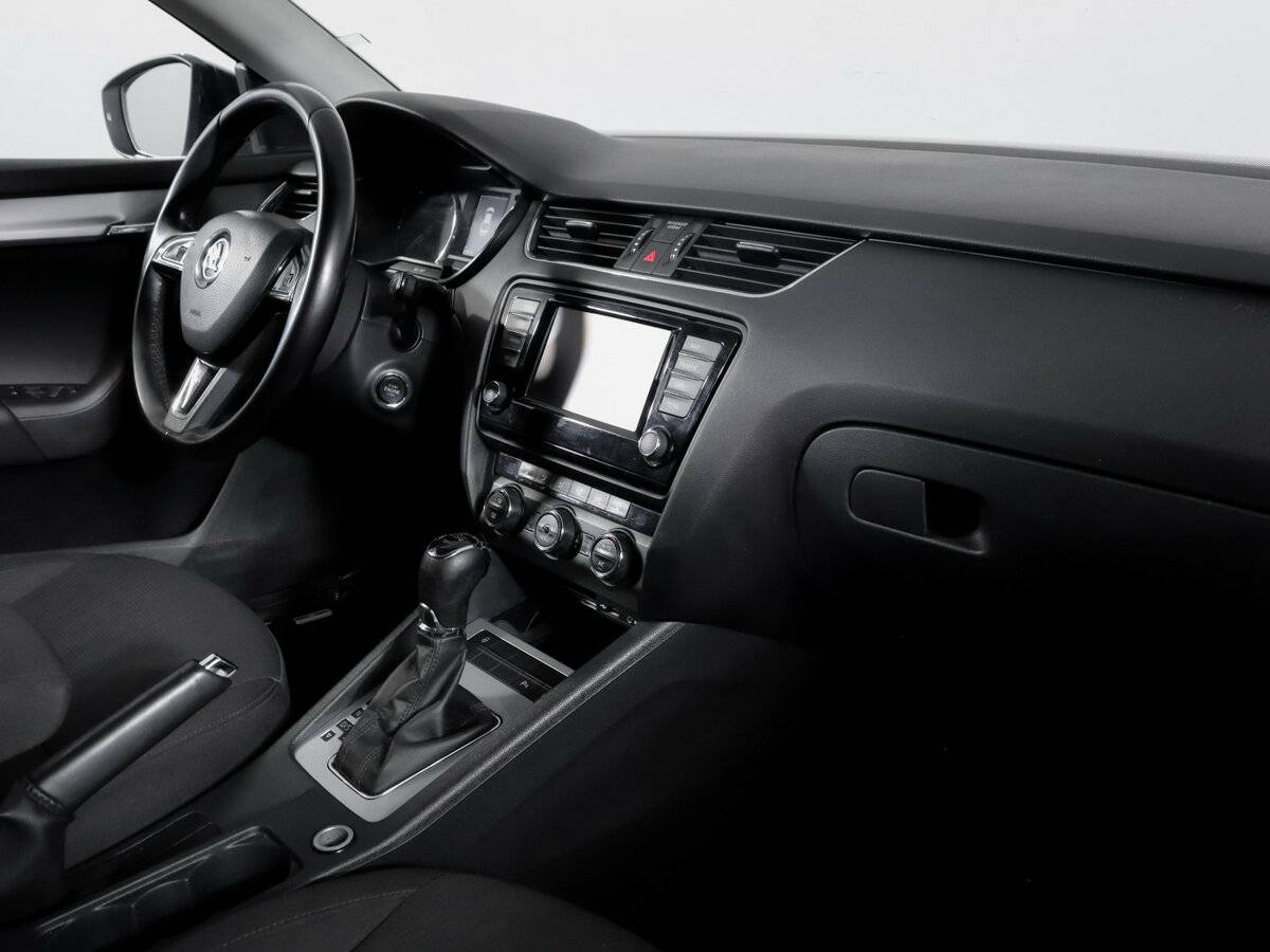 Купить Skoda Octavia с пробегом. Фото: #6