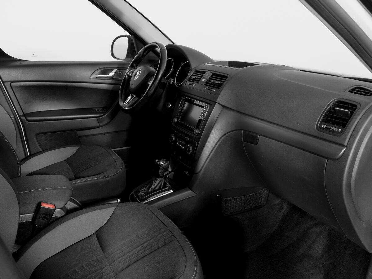 Купить Skoda Yeti с пробегом. Фото: #8