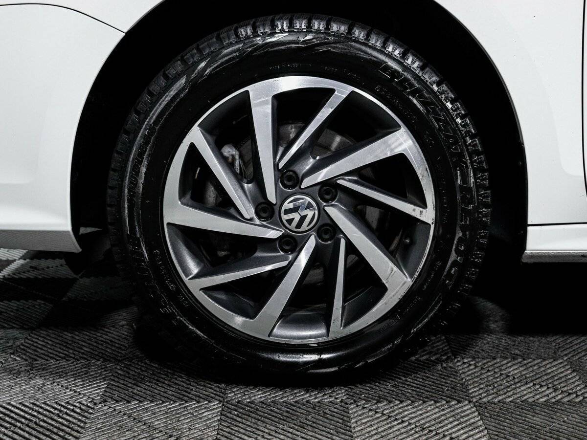 Купить Volkswagen Jetta с пробегом. Фото: #14