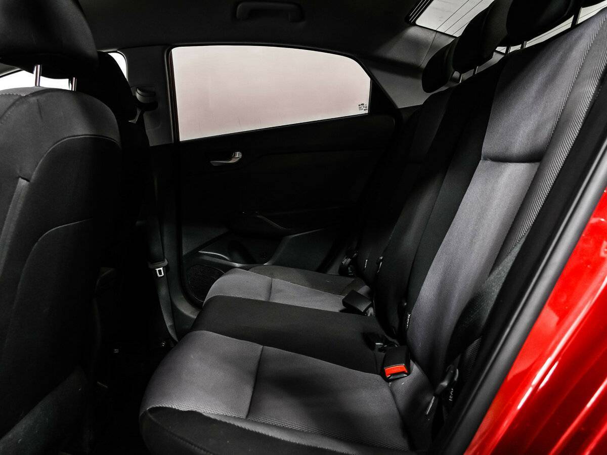 Купить Hyundai Solaris с пробегом. Фото: #12