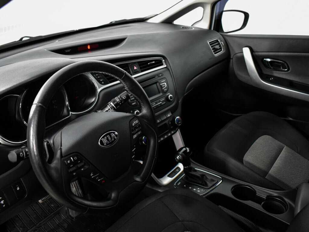 Купить Kia Ceed с пробегом. Фото: #6