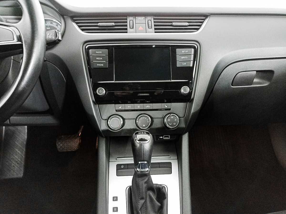 Купить Skoda Octavia с пробегом. Фото: #14