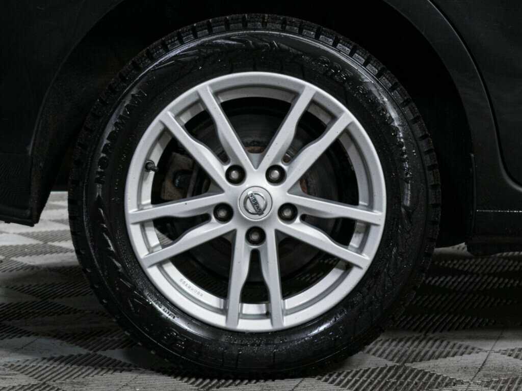 Купить Nissan Tiida с пробегом. Фото: #14