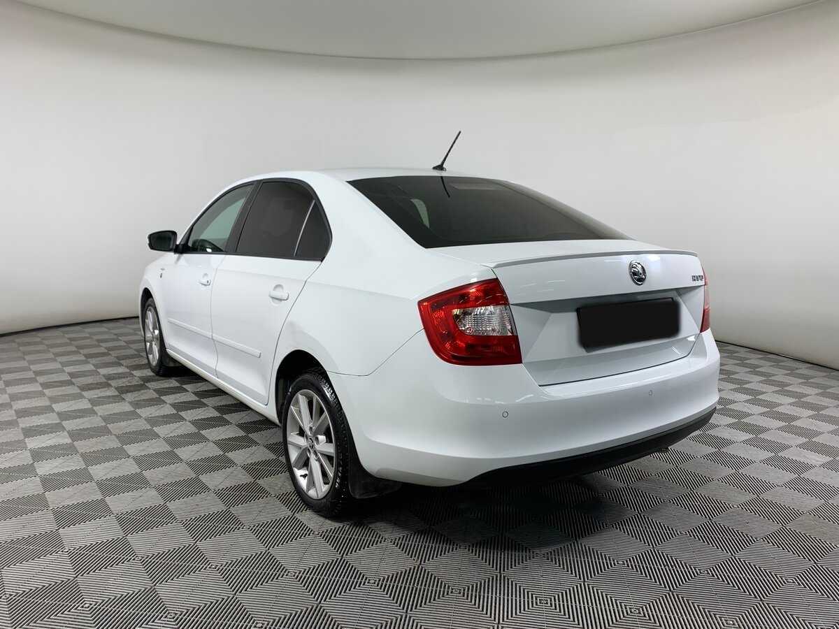 Купить Skoda Rapid с пробегом. Фото: #6