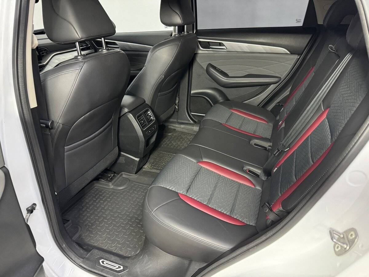 Купить Haval F7x с пробегом. Фото: #12