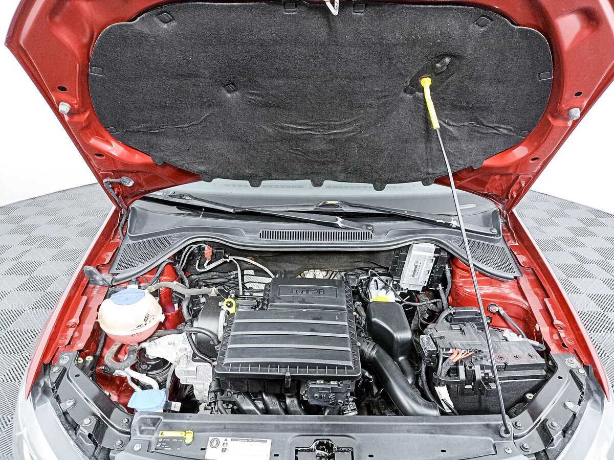 Купить Volkswagen Polo с пробегом. Фото: #8