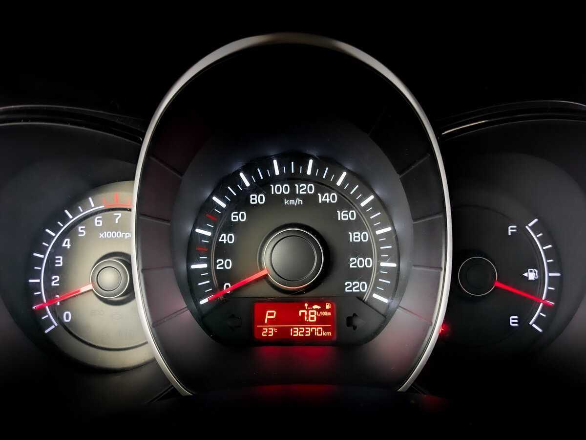 Купить Kia Rio с пробегом. Фото: #10