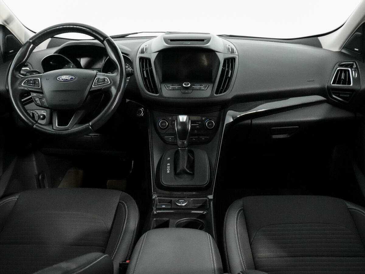 Купить Ford Kuga с пробегом. Фото: #8