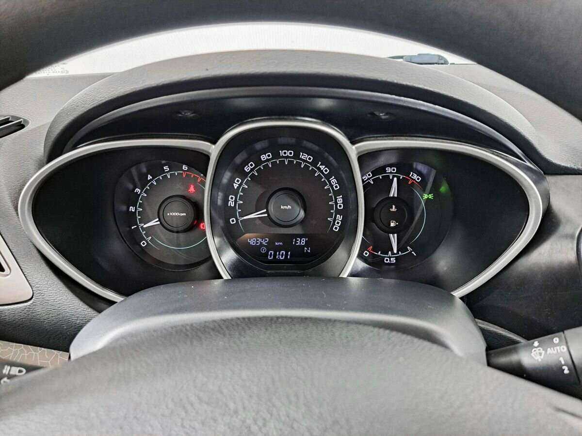 Купить Lada (ВАЗ) Vesta с пробегом. Фото: #10