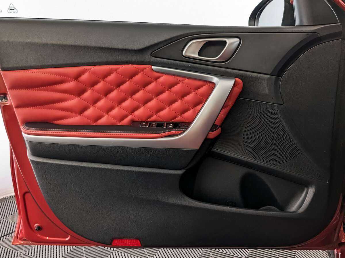 Купить Kia Ceed с пробегом. Фото: #13