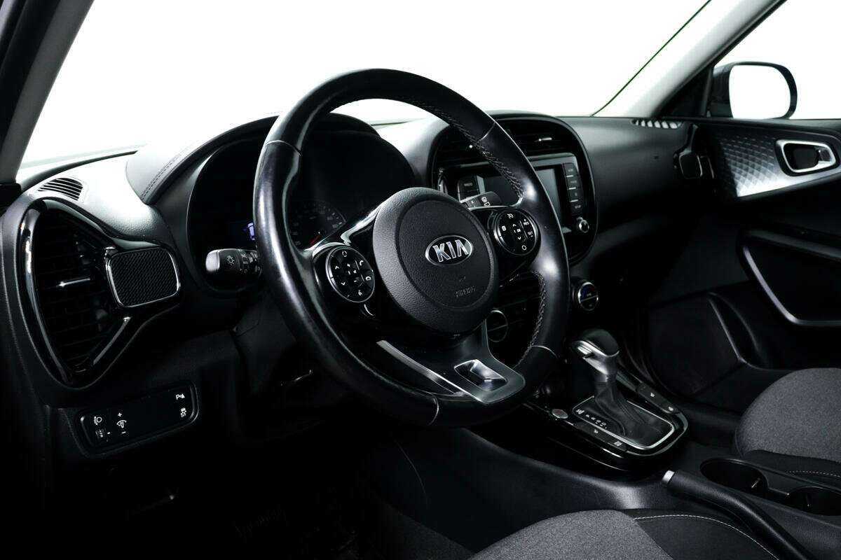 Купить Kia Soul с пробегом. Фото: #12
