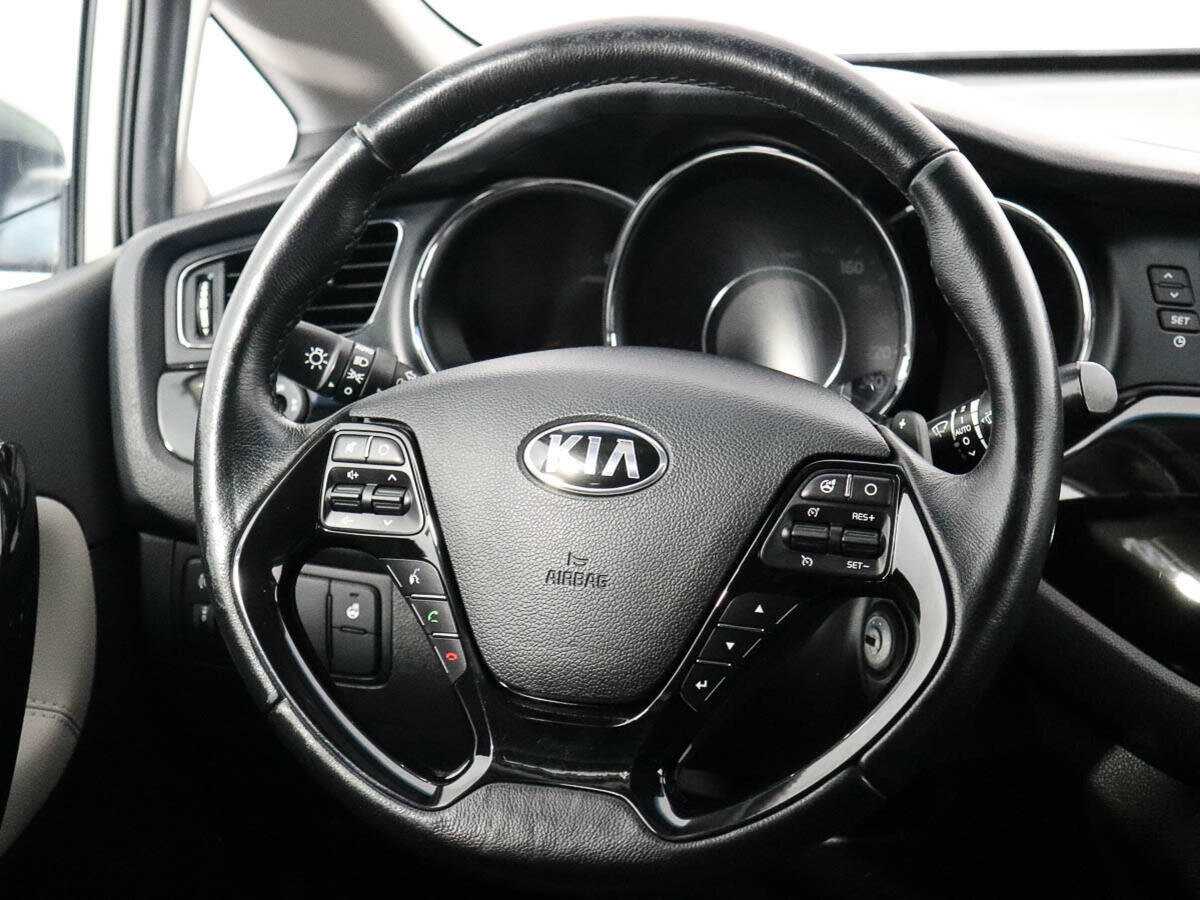Купить Kia Ceed с пробегом. Фото: #14