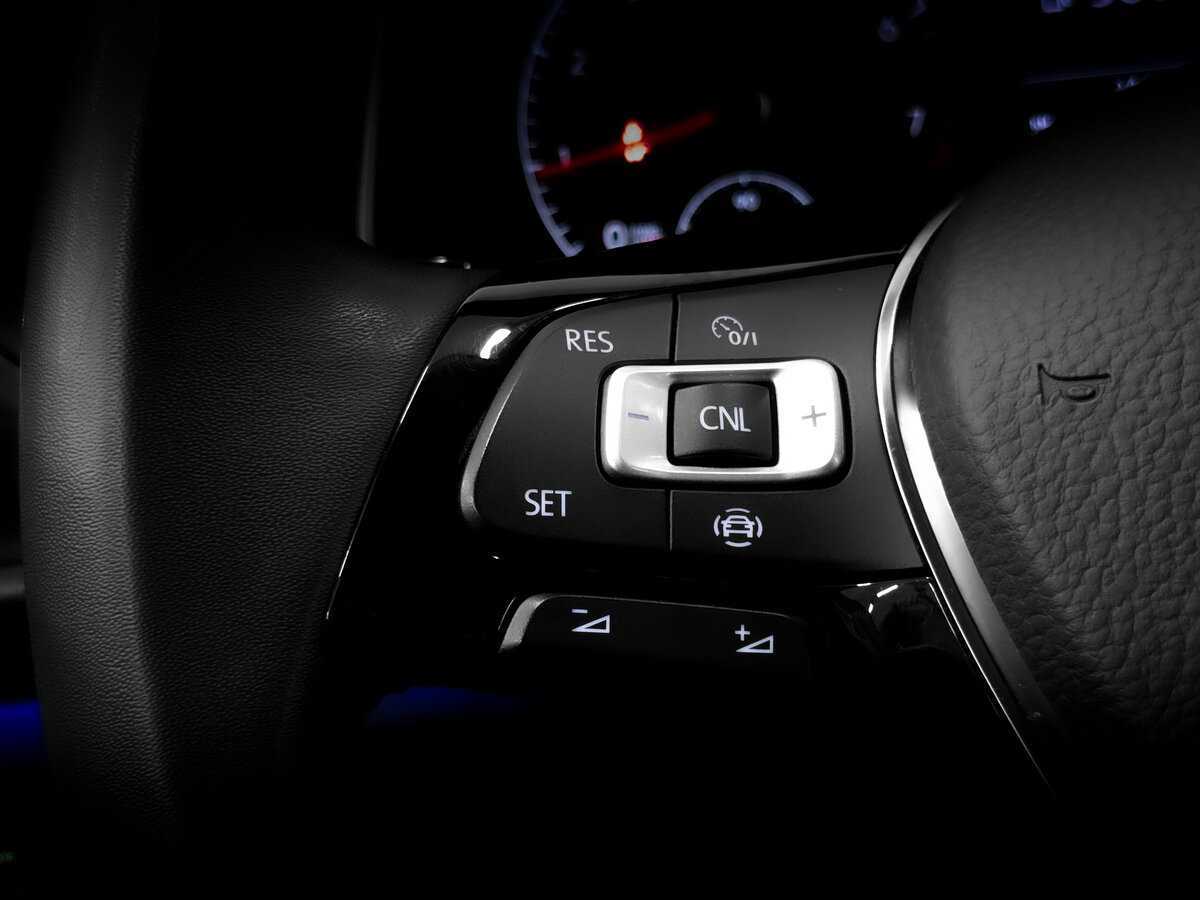 Купить Volkswagen Jetta с пробегом. Фото: #26