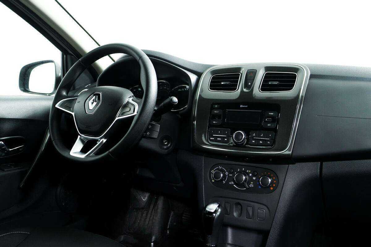 Купить Renault Logan с пробегом. Фото: #8