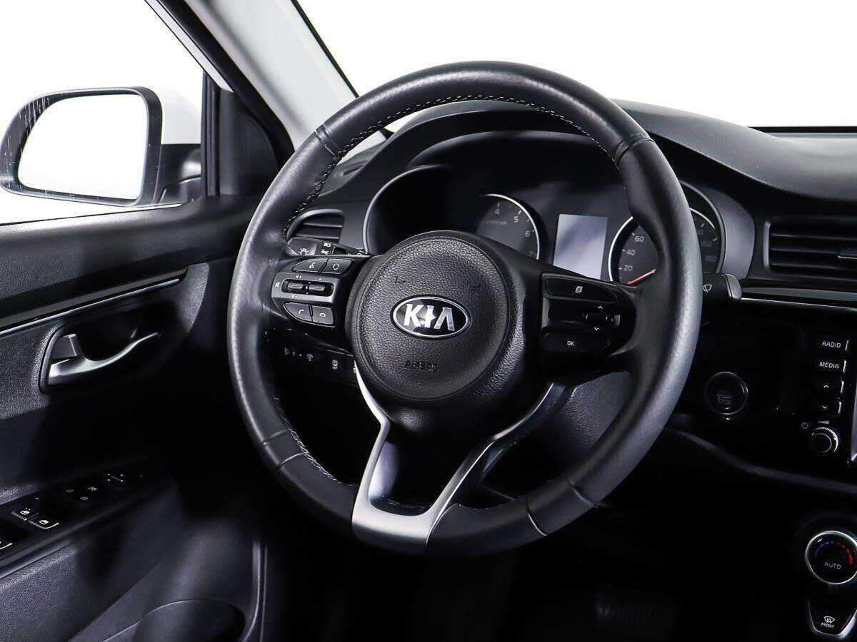 Купить Kia Rio с пробегом. Фото: #14