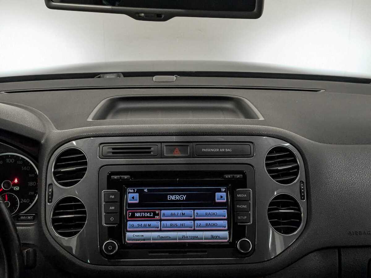 Купить Volkswagen Tiguan с пробегом. Фото: #16