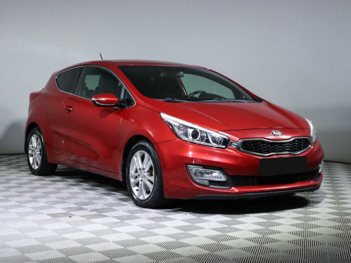 Купить Kia Ceed с пробегом. Фото: #2