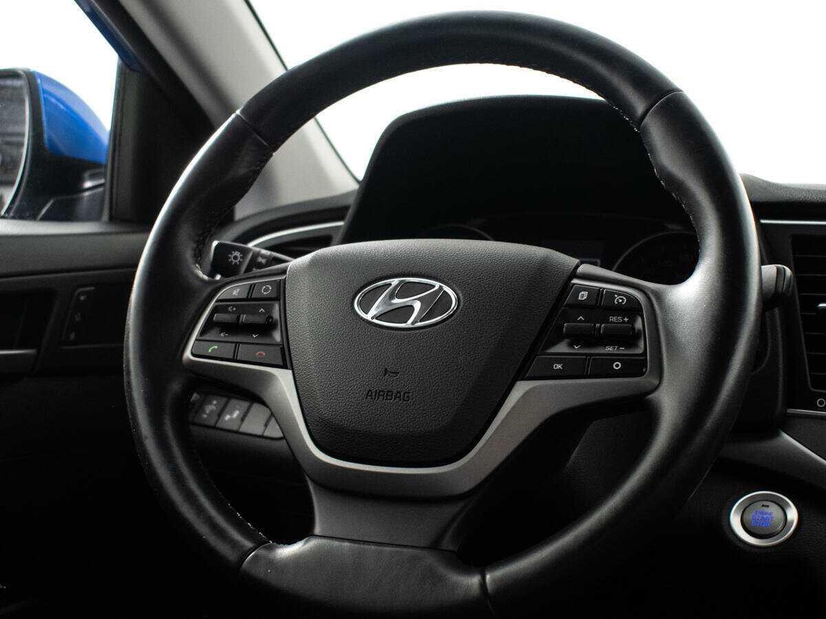 Купить Hyundai Elantra с пробегом. Фото: #13