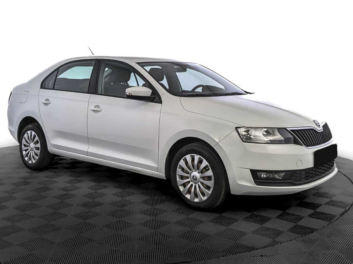 Купить Skoda Rapid с пробегом. Фото: #2
