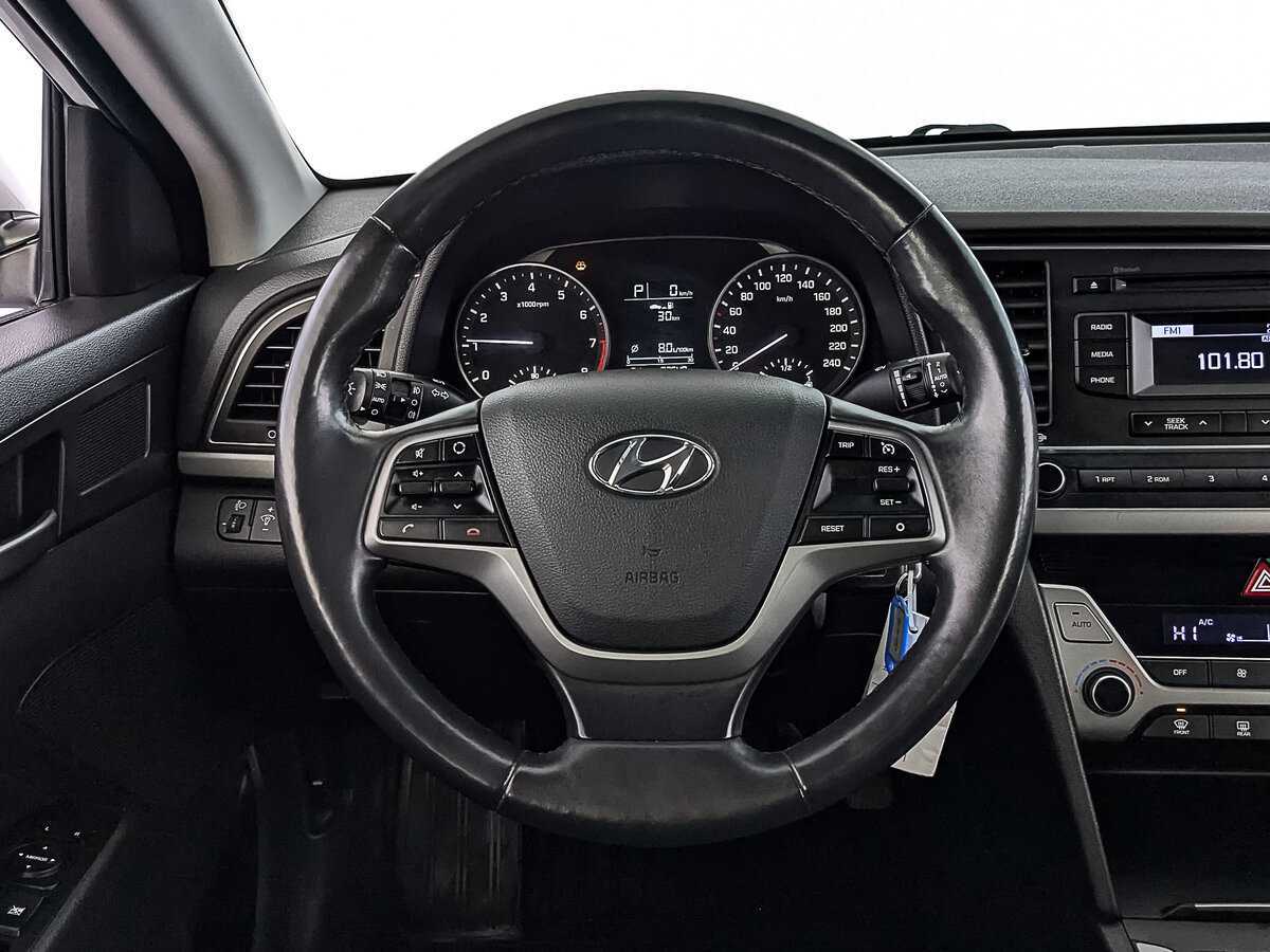 Купить Hyundai Elantra с пробегом. Фото: #20