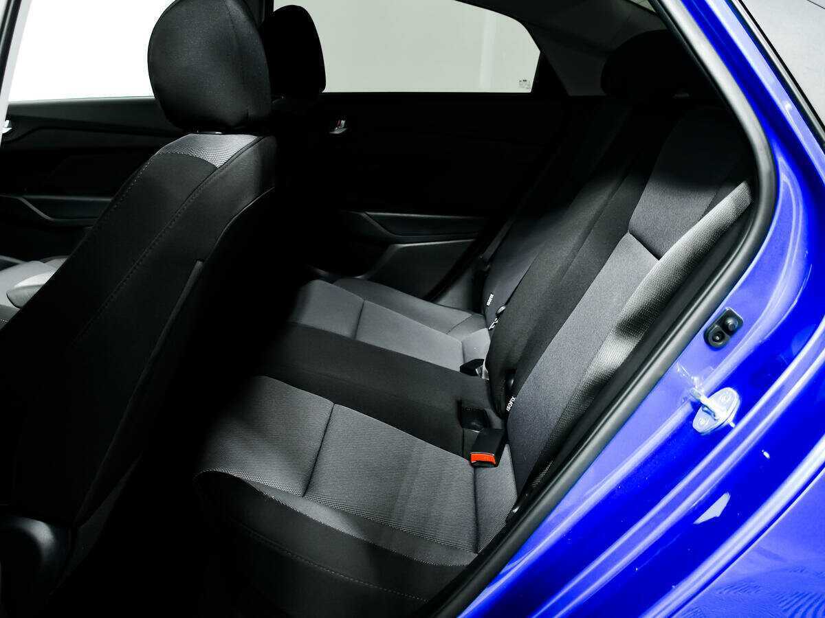 Купить Hyundai Solaris с пробегом. Фото: #11