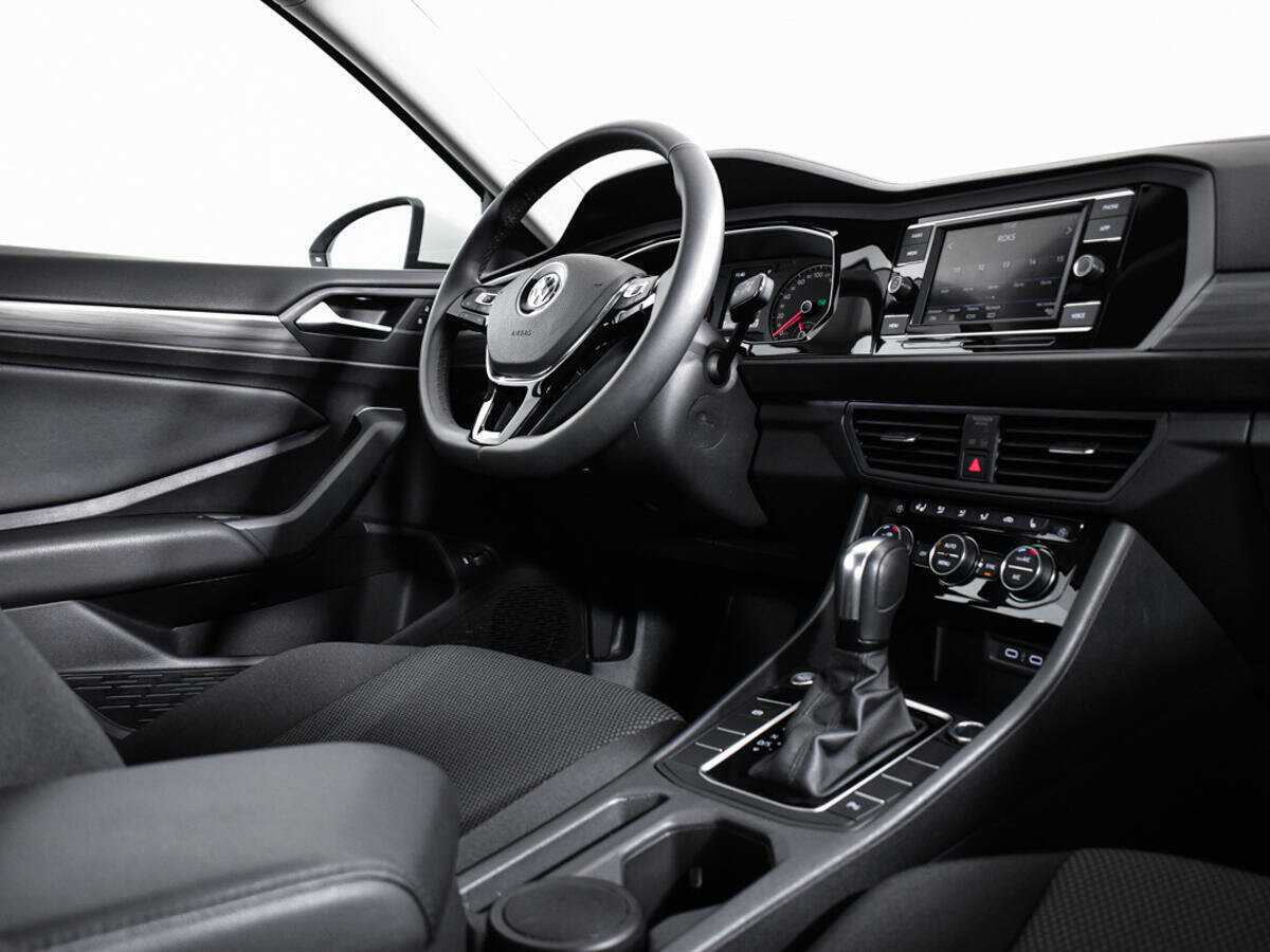 Купить Volkswagen Jetta с пробегом. Фото: #8