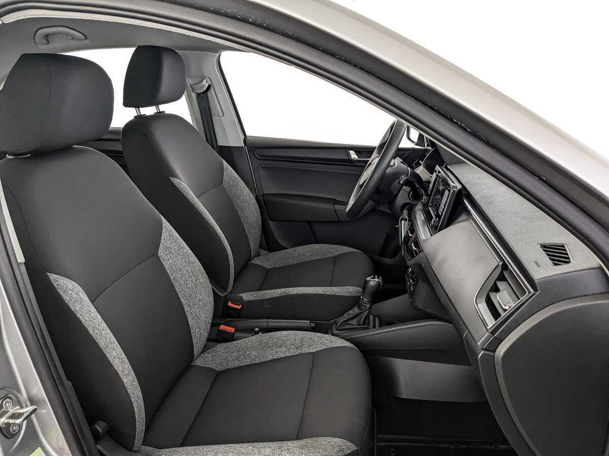 Купить Skoda Rapid с пробегом. Фото: #19