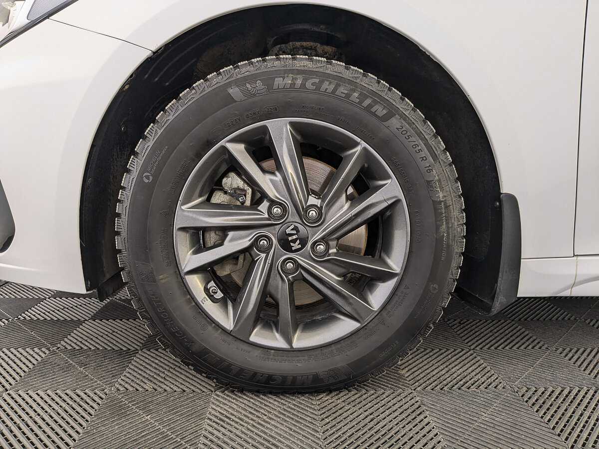 Купить Kia Optima с пробегом. Фото: #11