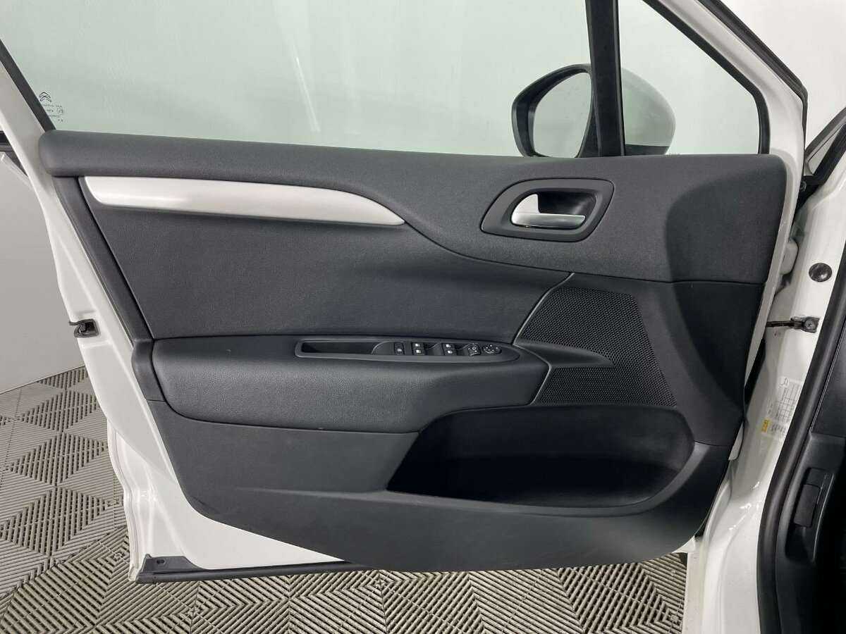 Купить Citroen C4 с пробегом. Фото: #7