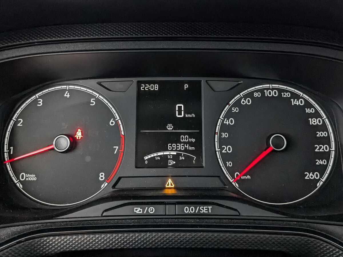 Купить Volkswagen Polo с пробегом. Фото: #11