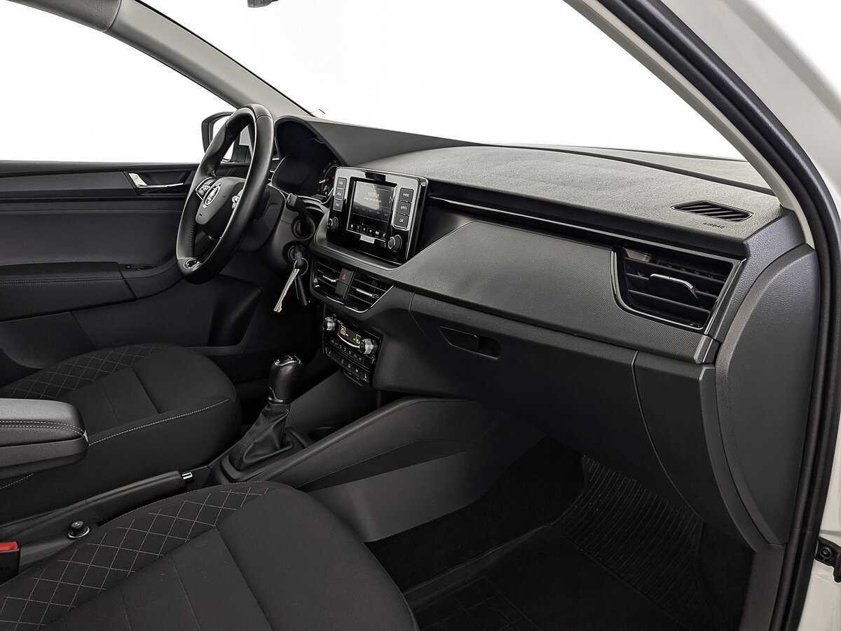 Купить Skoda Rapid с пробегом. Фото: #11