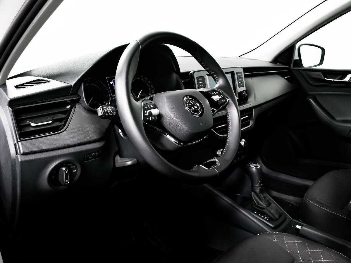 Купить Skoda Rapid с пробегом. Фото: #12