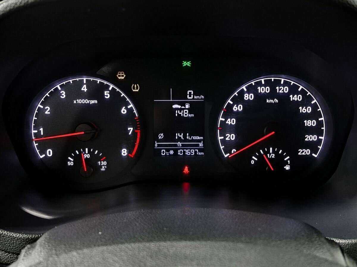 Купить Hyundai Solaris с пробегом. Фото: #10