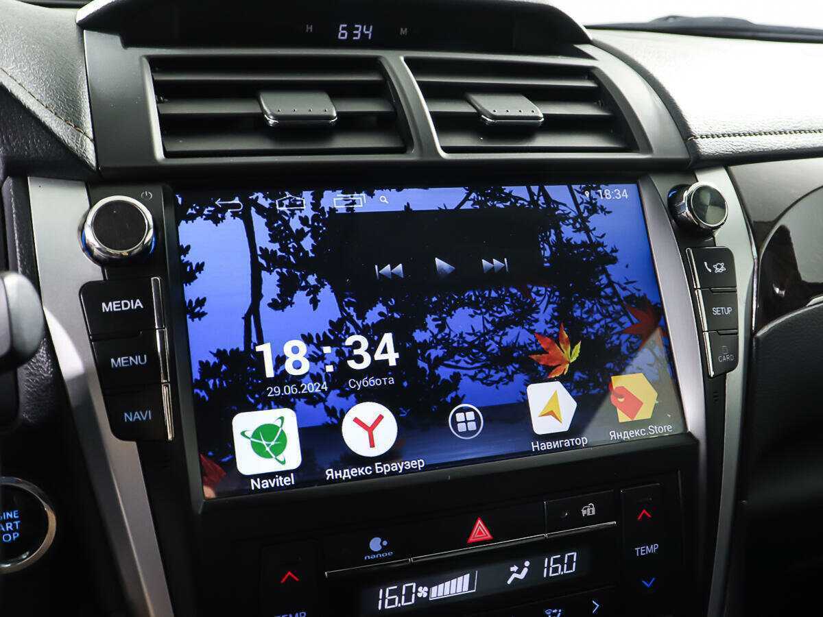 Купить Toyota Camry с пробегом. Фото: #17