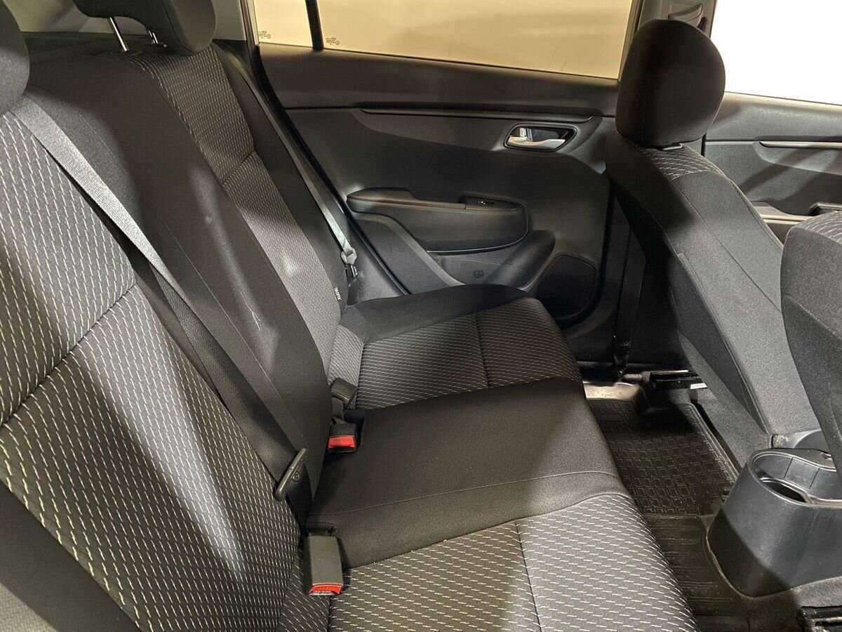 Купить Kia Rio с пробегом. Фото: #10