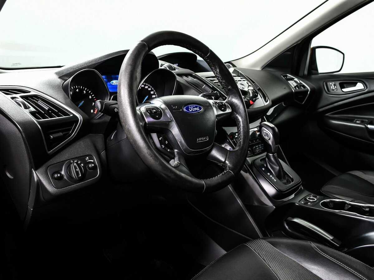 Купить Ford Kuga с пробегом. Фото: #12