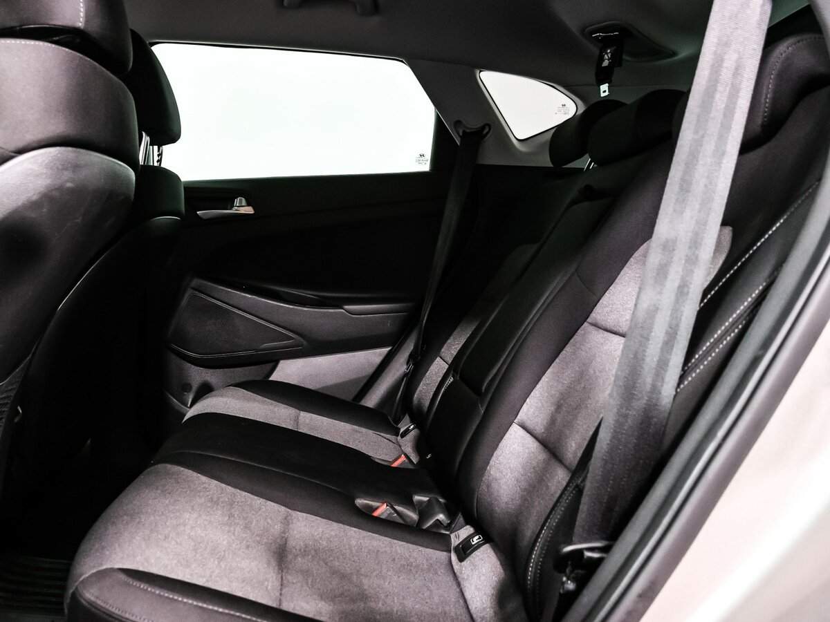 Купить Hyundai Tucson с пробегом. Фото: #11