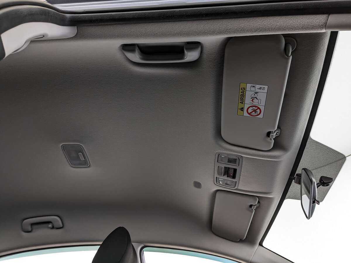 Купить Hyundai Solaris с пробегом. Фото: #17