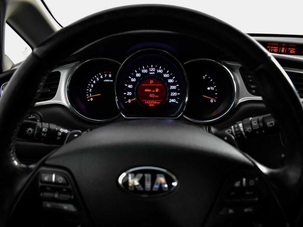 Купить Kia Ceed с пробегом. Фото: #11