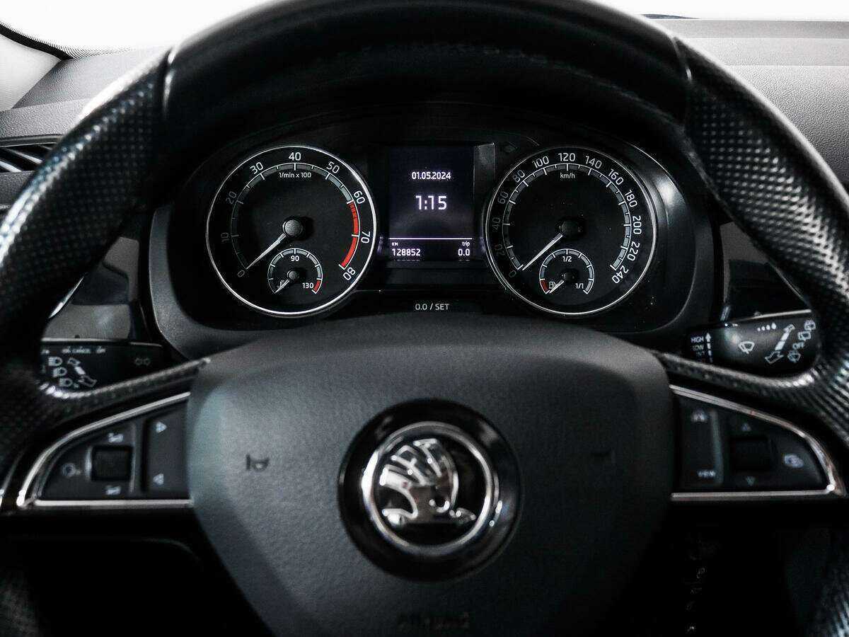 Купить Skoda Rapid с пробегом. Фото: #15