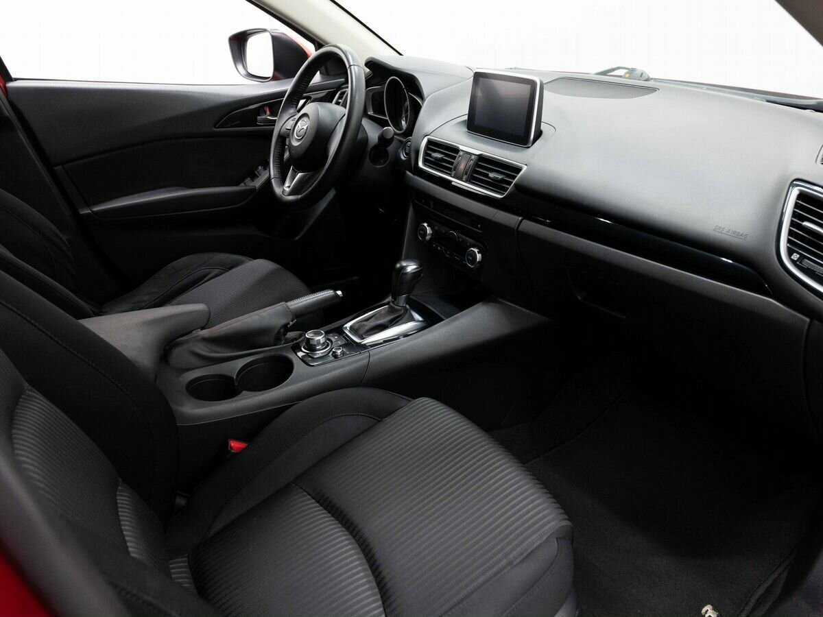 Купить Mazda 3 с пробегом. Фото: #10