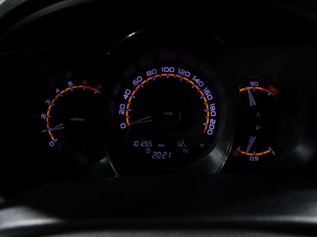 Купить Lada (ВАЗ) Vesta с пробегом. Фото: #8