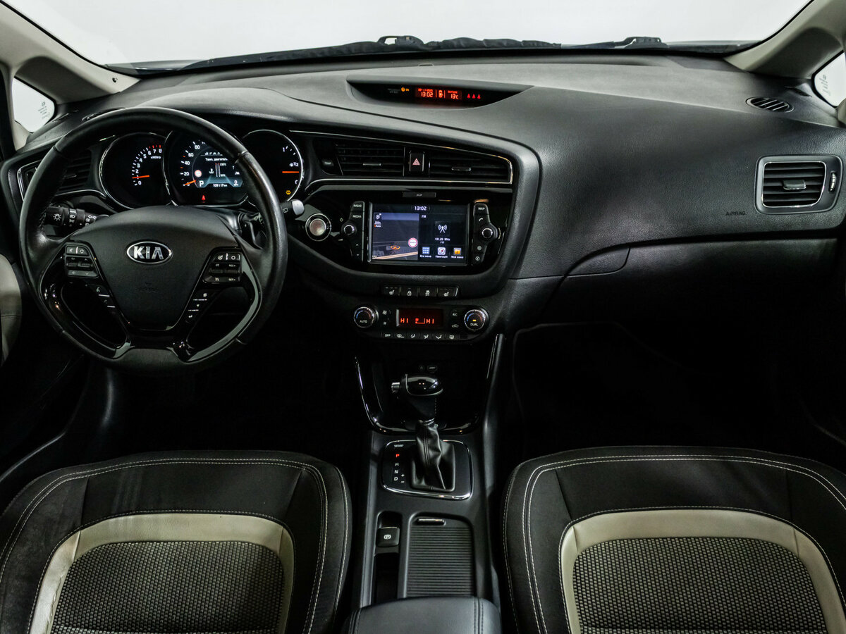Купить Kia Ceed с пробегом. Фото: #11